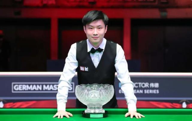 中国足球正 中国足球正